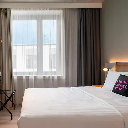 Moxy Downtown Budapest