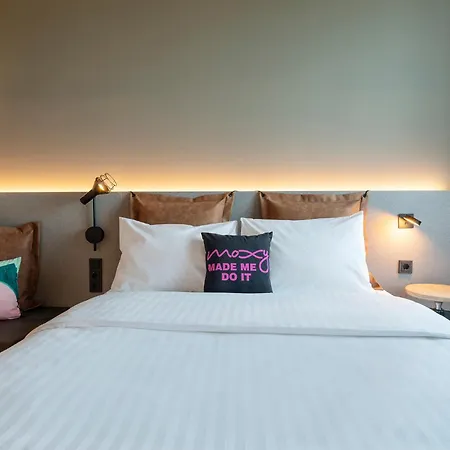 Moxy Downtown * Budapest