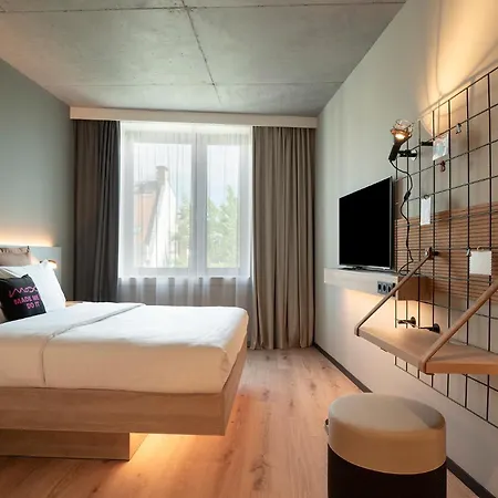 Hotel Moxy Downtown *