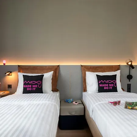 Hotel Moxy Downtown *